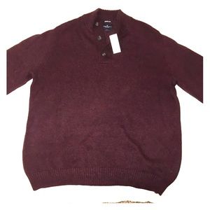 American Eagle 3 button “seriously soft” Sweater